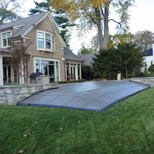 Hinspergers - Aqua Master 16 X 32 Rectangle With Center End Step Solid Safety Cover, Blue 5 Hinspergers - Aqua Master 16 X 32 Rectangle With Center End Step Solid Safety Cover, Blue - Image 5