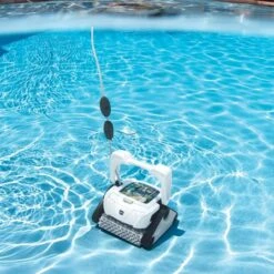 Polaris - P825 Robotic Pool Cleaner -Pure Pools Store P825 Robotic Pool Cleaner 3